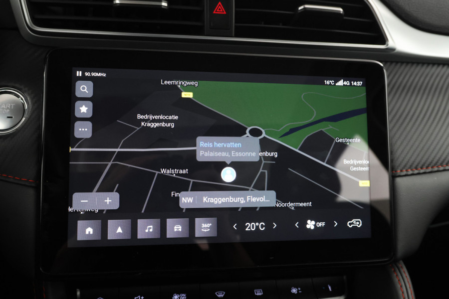 MG Mg zs ev EV Long Range Luxury 70 kWh Panorama, 360 camera, Apple carplay!