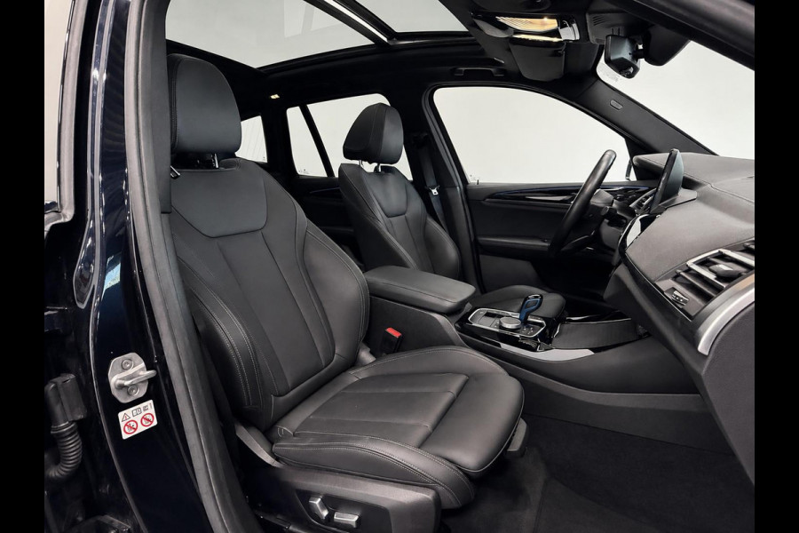 BMW iX3 High Executive M Sport 80 kWh Panoramadak Driving Adaptive Cryuise Control Leder Assistant Professional Camera Adaptief LED Shadow Line Stoelverwarming