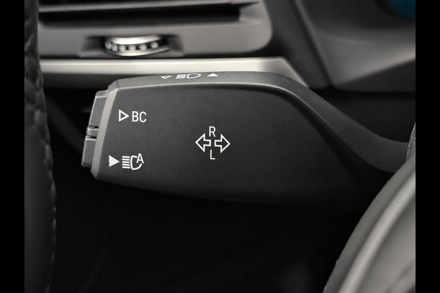 BMW iX3 High Executive M Sport 80 kWh Panoramadak Driving Adaptive Cryuise Control Leder Assistant Professional Camera Adaptief LED Shadow Line Stoelverwarming