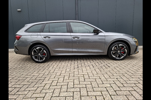 Škoda Octavia 1.4 TSI * RS iV * Navigatiesysteem * Parkeercamera * Stoelverwarming * Head up display *