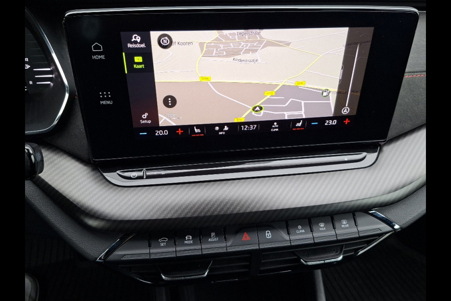Škoda Octavia 1.4 TSI * RS iV * Navigatiesysteem * Parkeercamera * Stoelverwarming * Head up display *