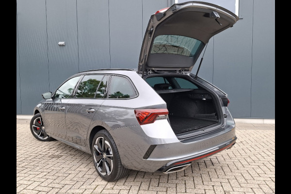Škoda Octavia 1.4 TSI * RS iV * Navigatiesysteem * Parkeercamera * Stoelverwarming * Head up display *