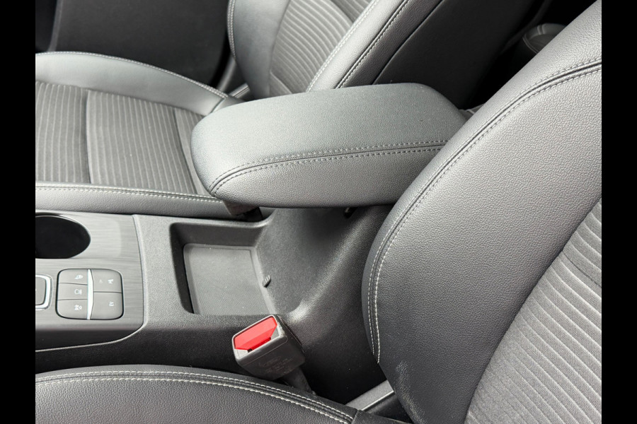 Ford Kuga 2.5 PHEV 225 Pk SOH 93% | Titanium | Navigatie |Cruise |Camera | Clima | Help display | Side assist.