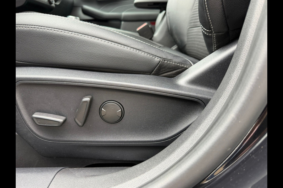 Ford Kuga 2.5 PHEV 225 Pk SOH 93% | Titanium | Navigatie |Cruise |Camera | Clima | Help display | Side assist.