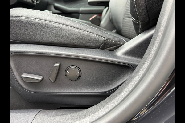 Ford Kuga 2.5 PHEV 225 Pk SOH 93% | Titanium | Navigatie |Cruise |Camera | Clima | Help display | Side assist.