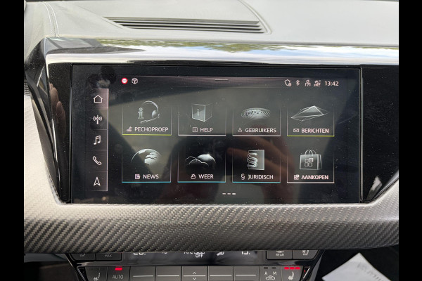 Audi e-tron GT GT 93 kWh 4WD VAN: 56.900,- VOOR: 53.877,- UW HERSTVOORDEEL: 3.023,- EURO | CARBON PAKKET | STOEL VENTILATIE EN VERWARMING | PANORAMDAK | B&O GELUID | HEAD UP | LUCHTVERING ETC .