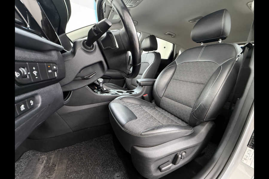 Kia Niro 141PK PHEV Hybride Automaat Trekhaak Adap.Cruise Stoelverwarming Navi Camera Apple Carplay Android Auto Pdc DynamicPlusLine Ecc Isofix Privacy Glas Led DAB Lane Assist VESS Regen-Lichtsensor 1.300KG Trekgewicht Plugin Hybride
