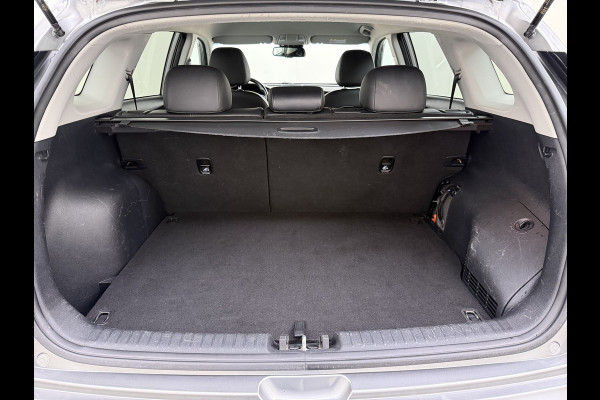 Kia Niro 141PK PHEV Hybride Automaat Trekhaak Adap.Cruise Stoelverwarming Navi Camera Apple Carplay Android Auto Pdc DynamicPlusLine Ecc Isofix Privacy Glas Led DAB Lane Assist VESS Regen-Lichtsensor 1.300KG Trekgewicht Plugin Hybride