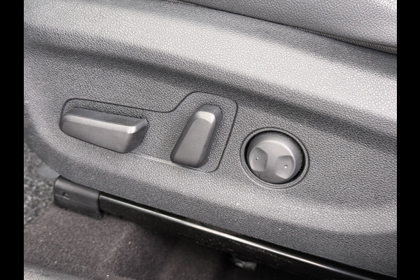 Kia Niro 141PK PHEV Hybride Automaat Trekhaak Adap.Cruise Stoelverwarming Navi Camera Apple Carplay Android Auto Pdc DynamicPlusLine Ecc Isofix Privacy Glas Led DAB Lane Assist VESS Regen-Lichtsensor 1.300KG Trekgewicht Plugin Hybride