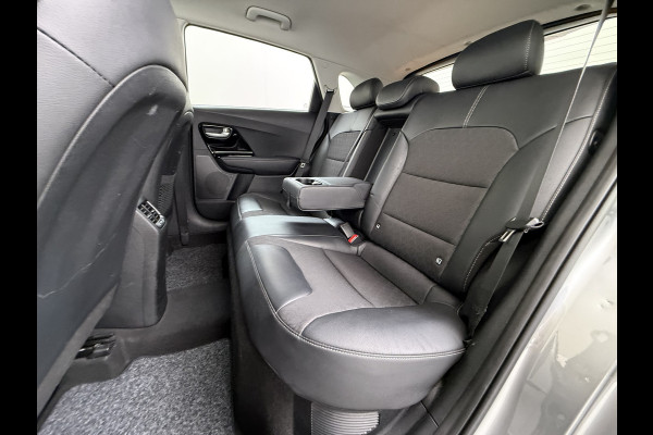 Kia Niro 141PK PHEV Hybride Automaat Trekhaak Adap.Cruise Stoelverwarming Navi Camera Apple Carplay Android Auto Pdc DynamicPlusLine Ecc Isofix Privacy Glas Led DAB Lane Assist VESS Regen-Lichtsensor 1.300KG Trekgewicht Plugin Hybride