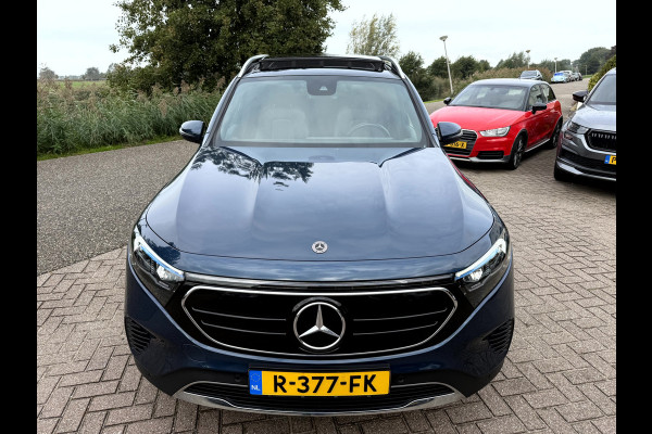 Mercedes-Benz EQB 250 Luxury Line 67 kWh Panoramadak, Camera, Stoelverwarming