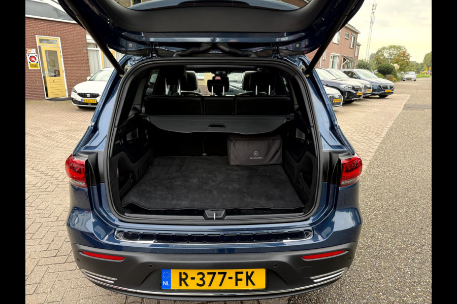 Mercedes-Benz EQB 250 Luxury Line 67 kWh Panoramadak, Camera, Stoelverwarming