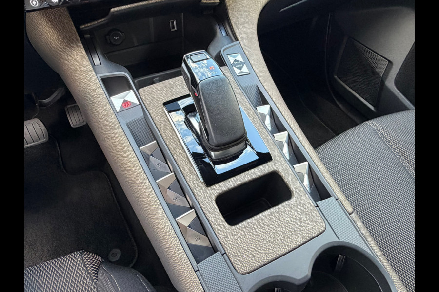 DS 7 Crossback E-Tense Business 225 Pk SOH 96%| Navigatie | Cruise | 360 Camera | Clima | 19".