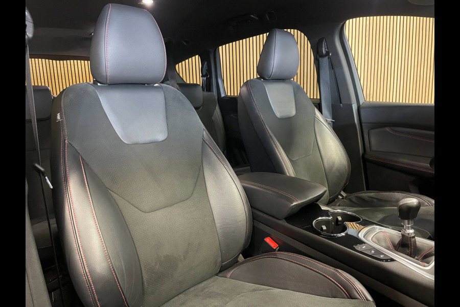 Ford S-Max 1.5 ST-Line 7-PERSOONS|NIEUWE MOTOR|AFN.TREKHAAK|STOEL+STUURVERW|CAMERA|CARPLAY|1/2 LEDER/ALCANTARA|MEMORY|CRUISE+CLIMA