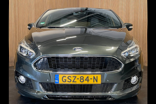 Ford S-Max 1.5 ST-Line 7-PERSOONS|NIEUWE MOTOR|AFN.TREKHAAK|STOEL+STUURVERW|CAMERA|CARPLAY|1/2 LEDER/ALCANTARA|MEMORY|CRUISE+CLIMA