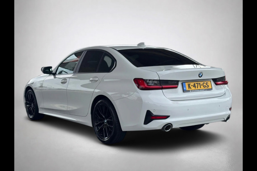 BMW 3-serie 320i High Executive (Goed OndH, Navi Pro, StoelV, PDC V+A, Climate Con, Cruise Con, Etc)
