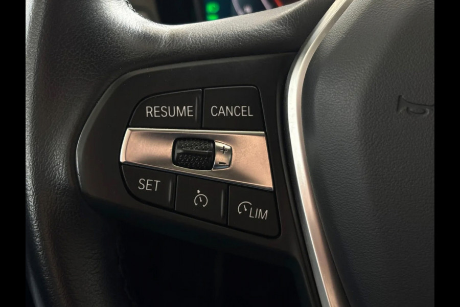 BMW 3-serie 320i High Executive (Goed OndH, Navi Pro, StoelV, PDC V+A, Climate Con, Cruise Con, Etc)