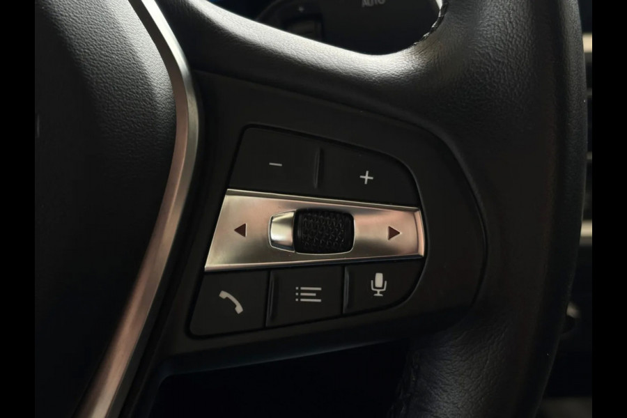 BMW 3-serie 320i High Executive (Goed OndH, Navi Pro, StoelV, PDC V+A, Climate Con, Cruise Con, Etc)