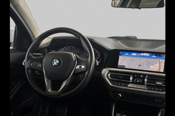 BMW 3-serie 320i High Executive (Goed OndH, Navi Pro, StoelV, PDC V+A, Climate Con, Cruise Con, Etc)