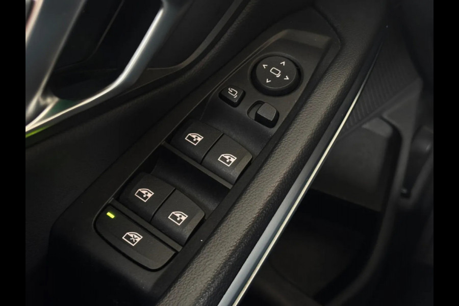 BMW 3-serie 320i High Executive (Goed OndH, Navi Pro, StoelV, PDC V+A, Climate Con, Cruise Con, Etc)