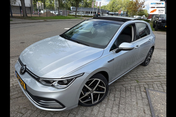 Volkswagen Golf 1.5 eTSI HYBRID R-Line iQ-LED VIRTUAL PANO ACC ALCA SIDE