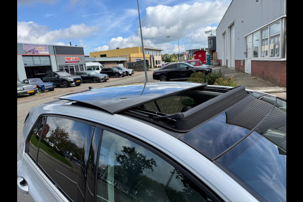 Volkswagen Golf 1.5 eTSI HYBRID R-Line iQ-LED VIRTUAL PANO ACC ALCA SIDE