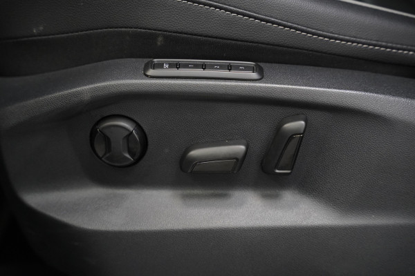 Volkswagen Tiguan 1.4 TSI eHybrid R-Line Business ACC Pano Elec. achterklep Privacy Glass 24 Maanden garantie* (Vraag naar de voorwaarden)
