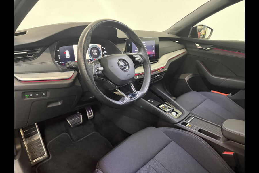 Škoda Octavia Combi 1.0 e-TSI Automaat Sport Business Trekhaak Navigatie Apple Carplay/ Android Auto Parkeersensoren Full led Virtual Cockpit Cruise control Climate control Lichtmetalen velgen Getinte ramen