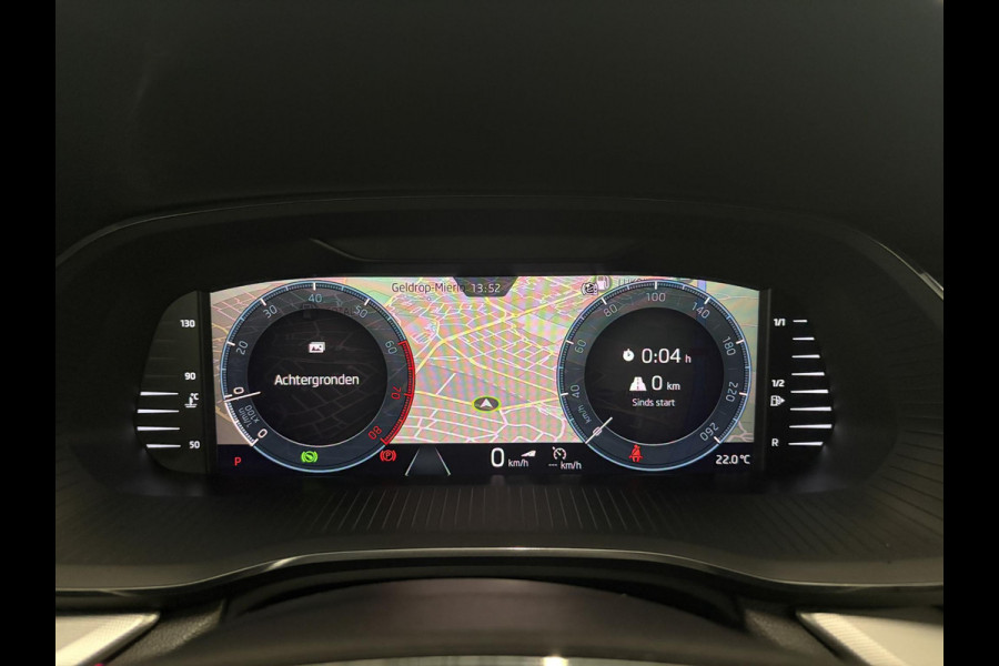 Škoda Octavia Combi 1.0 e-TSI Automaat Sport Business Trekhaak Navigatie Apple Carplay/ Android Auto Parkeersensoren Full led Virtual Cockpit Cruise control Climate control Lichtmetalen velgen Getinte ramen