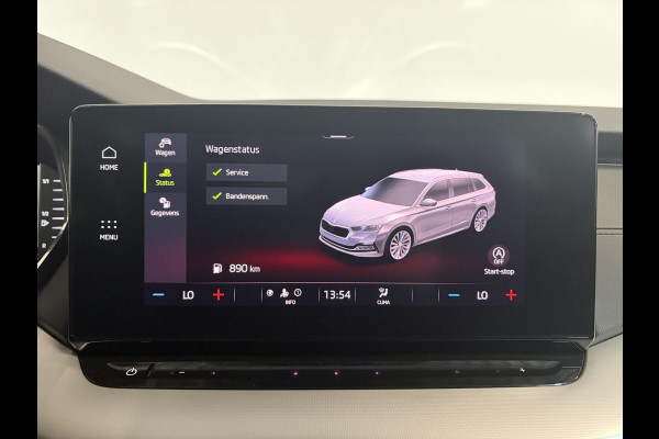 Škoda Octavia Combi 1.0 e-TSI Automaat Sport Business Trekhaak Navigatie Apple Carplay/ Android Auto Parkeersensoren Full led Virtual Cockpit Cruise control Climate control Lichtmetalen velgen Getinte ramen