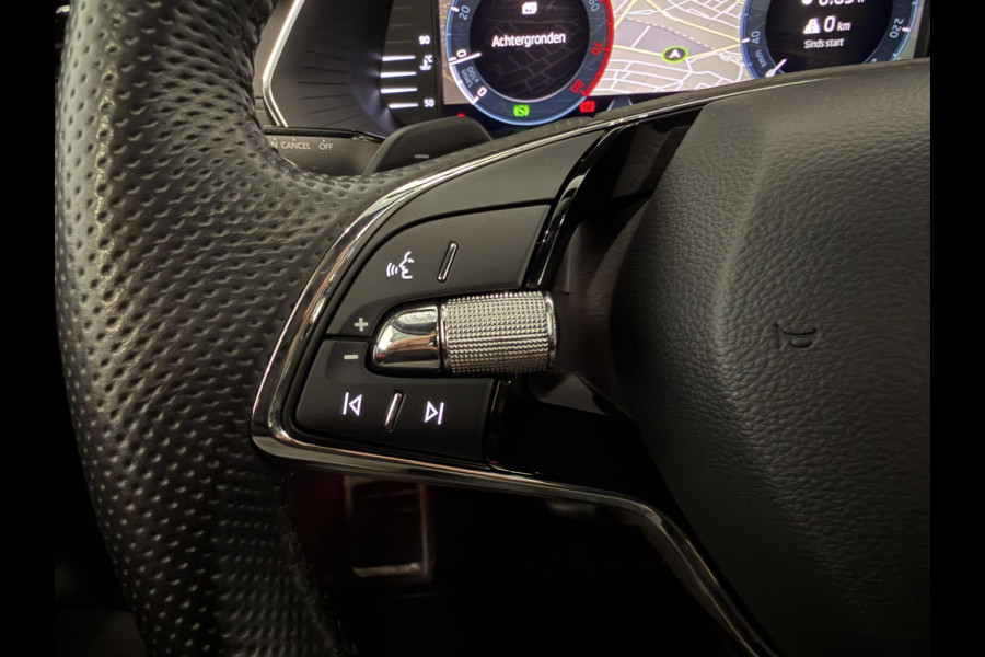 Škoda Octavia Combi 1.0 e-TSI Automaat Sport Business Trekhaak Navigatie Apple Carplay/ Android Auto Parkeersensoren Full led Virtual Cockpit Cruise control Climate control Lichtmetalen velgen Getinte ramen