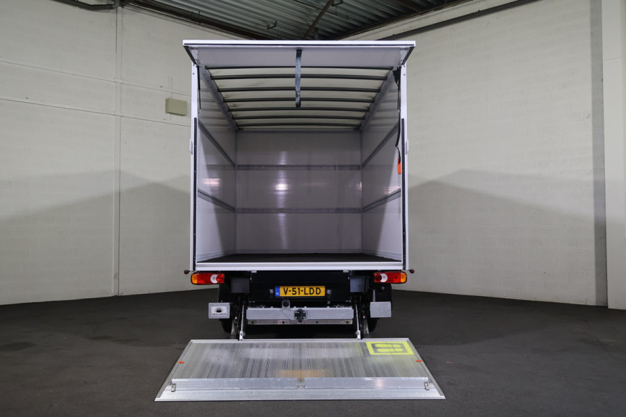 Renault Master 2.0 dCi 150pk Bakwagen met Laadklep Trekhaak
