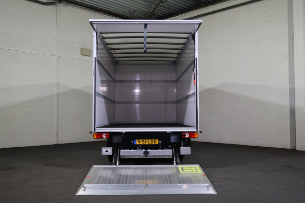Renault Master 2.0 dCi 150pk Bakwagen met Laadklep Trekhaak