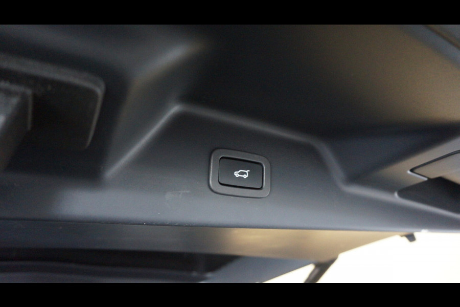 Land Rover Range Rover 2.0 P400e Autobiography | HUD | PANO