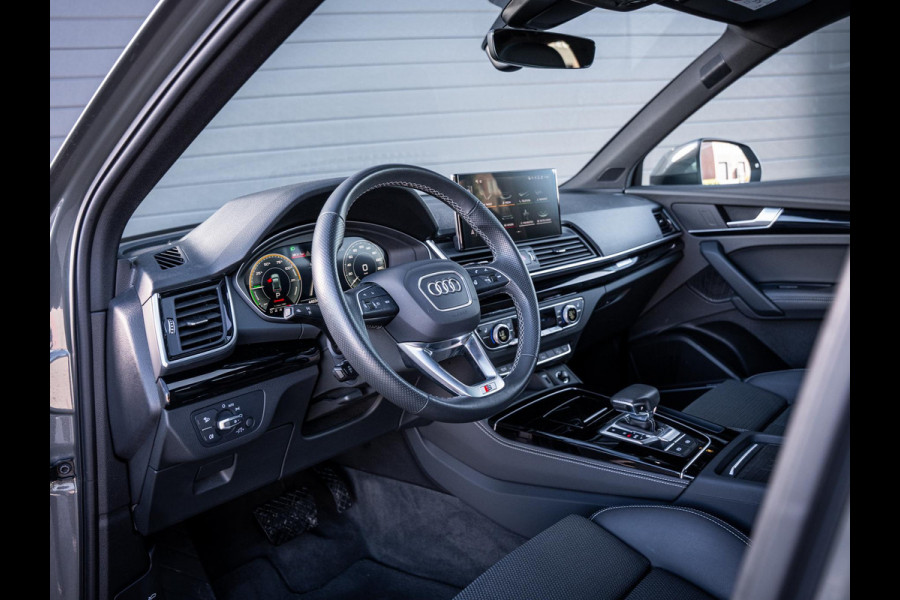Audi Q5 55 TFSI e S edition Competition - Luchtvering l Pano l B&O l Memory