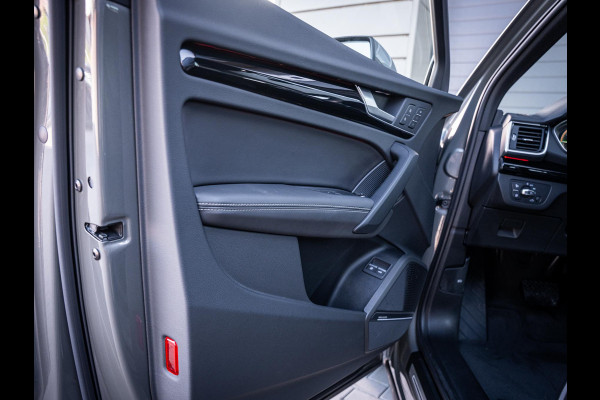 Audi Q5 55 TFSI e S edition Competition - Luchtvering l Pano l B&O l Memory