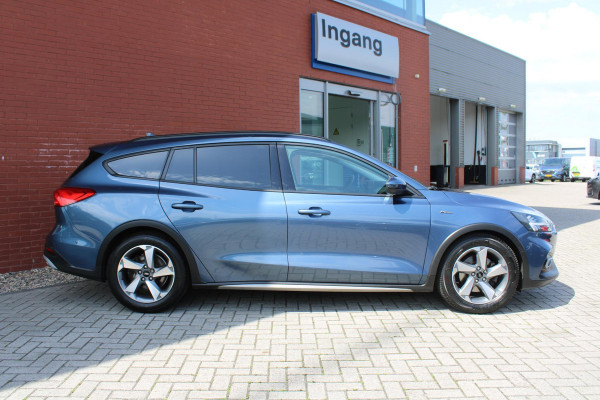 Ford FOCUS Wagon 2.0 EcoBlue Active Business 150pk | Panoramadak | Wegklapbare trekhaak | Adaptive cruise control  | Bang&Olfusen | Head up Display | Full LED | 2 bandensets | 1.600kg trekgewicht