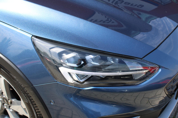 Ford FOCUS Wagon 2.0 EcoBlue Active Business 150pk | Panoramadak | Wegklapbare trekhaak | Adaptive cruise control  | Bang&Olfusen | Head up Display | Full LED | 2 bandensets | 1.600kg trekgewicht