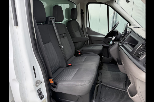 Ford Transit 2.0 TDCI 130 PK AUTOMAAT / BAKWAGEN / DHOLLANDIA LAADKLEP / CAMERA / AIRCO / 3-ZITS / CRUISE / ZIJDEUR