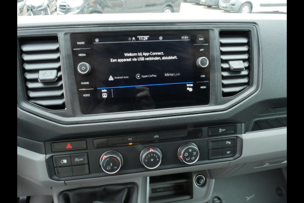 Volkswagen Crafter 2.0 TDI 140PK L3H3 Airco Camera Imperiaal Trekhaak