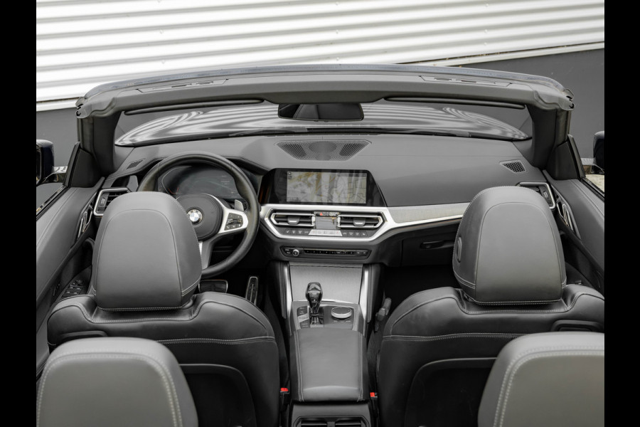 BMW 4 Serie Cabrio 430i M-Sport - Trekhaak - Lasers - Stuurwielverwarming