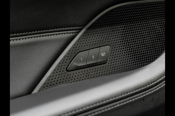 BMW 4 Serie Cabrio 430i M-Sport - Trekhaak - Lasers - Stuurwielverwarming