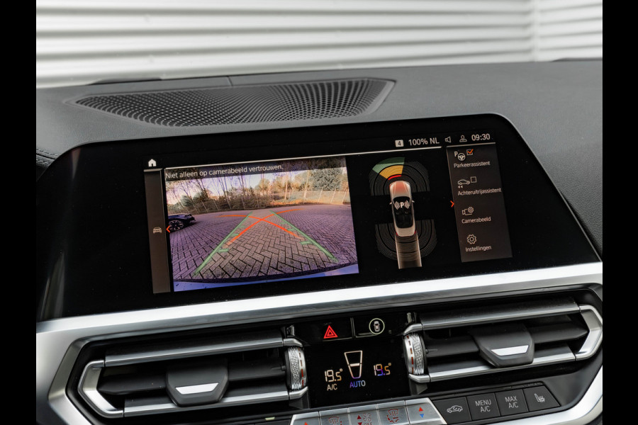 BMW 4 Serie Cabrio 430i M-Sport - Trekhaak - Lasers - Stuurwielverwarming