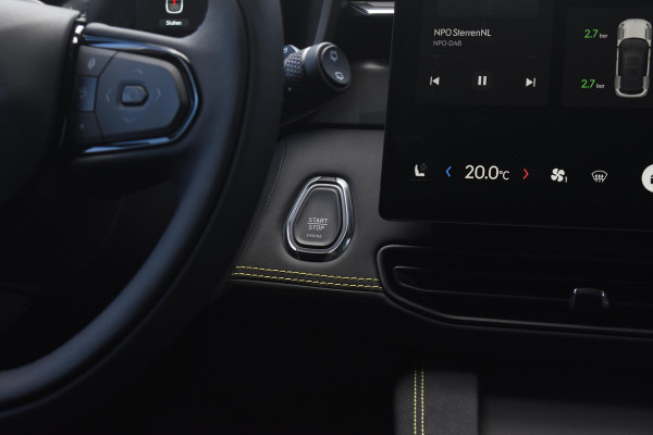 Lynk & Co 01 276PK Automaat More / Adaptive cruise control / Leren bekleding / Elektrisch verstelbare stoelen / Schuif- kanteldak / Stoel- en stuurverwarming / Parkeersensoren V+A / 360 Graden Camera / Elektrische achterklep / 20" lichtmetalen velgen / Trekhaak