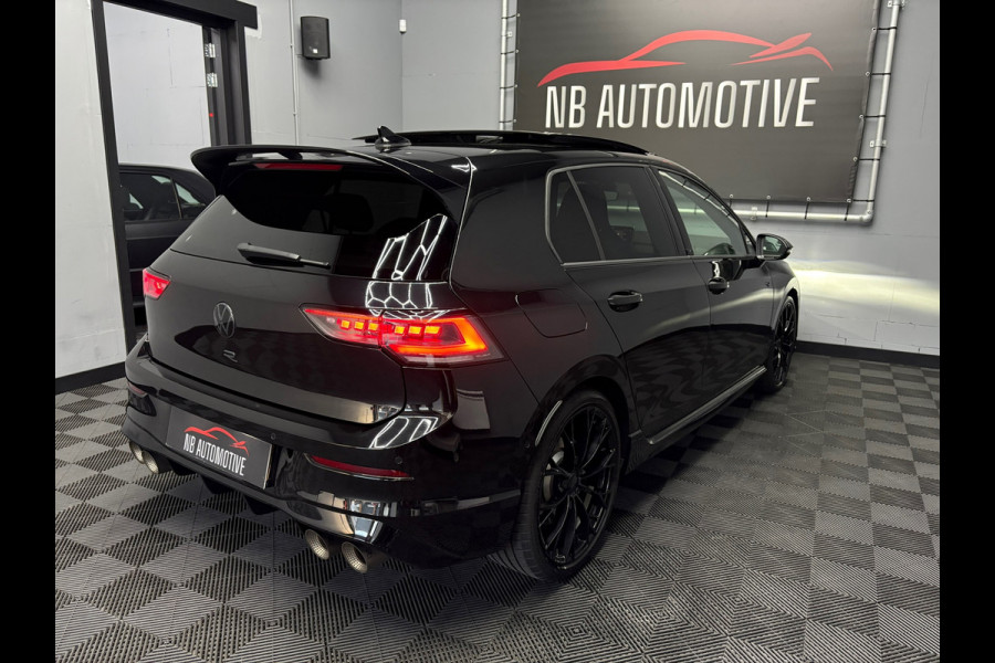 Volkswagen Golf 2.0 TSI 4M R Black Edition