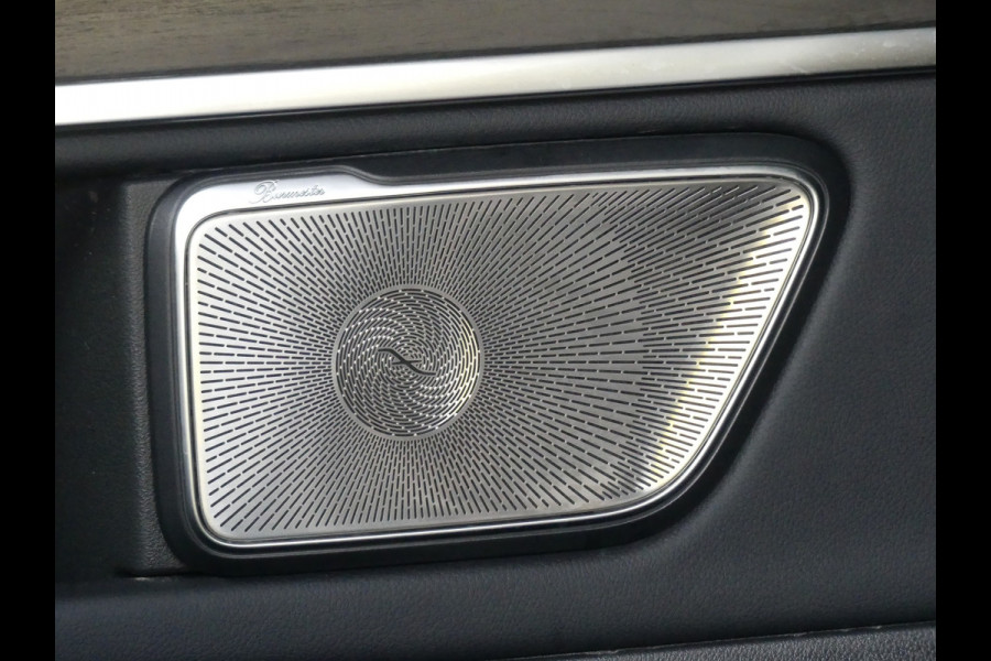 Mercedes-Benz V-Klasse 300d Lang AMG 4-Matic Dubbel Cabine Stoelkoeling/Burmester/Trekhaak