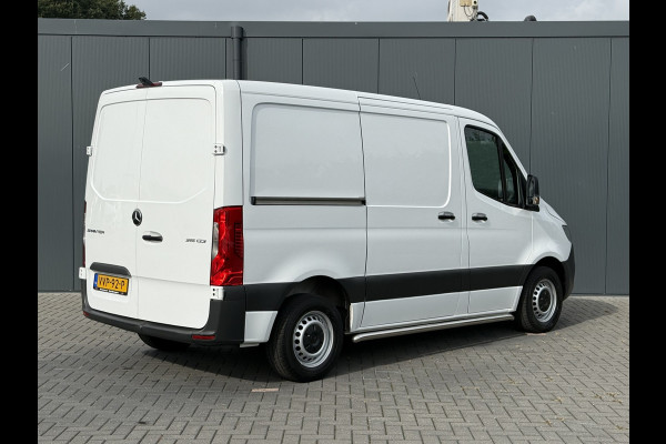 Mercedes-Benz Sprinter 315 150 PK 3.2 t / L1H1 / 2x SCHUIFDEUR / SORTIMO INRICHTING / CAMERA / CRUISE / AIRCO / CARPLAY