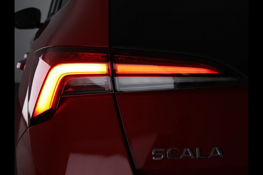 Škoda SCALA 1.0 TSI Sport Business Automaat | Panoramadak | Navigatie | Apple Carplay & AndroidAUTO | Camera