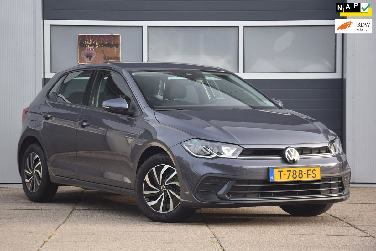 Volkswagen Polo 1.0 TSI Life DRAADLOZE LADER/VERKEERSBORD DETECTIE/APPLE CARPLAY