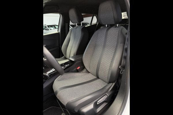 Peugeot 2008 1.2 PureTech 130 Allure CarPlay